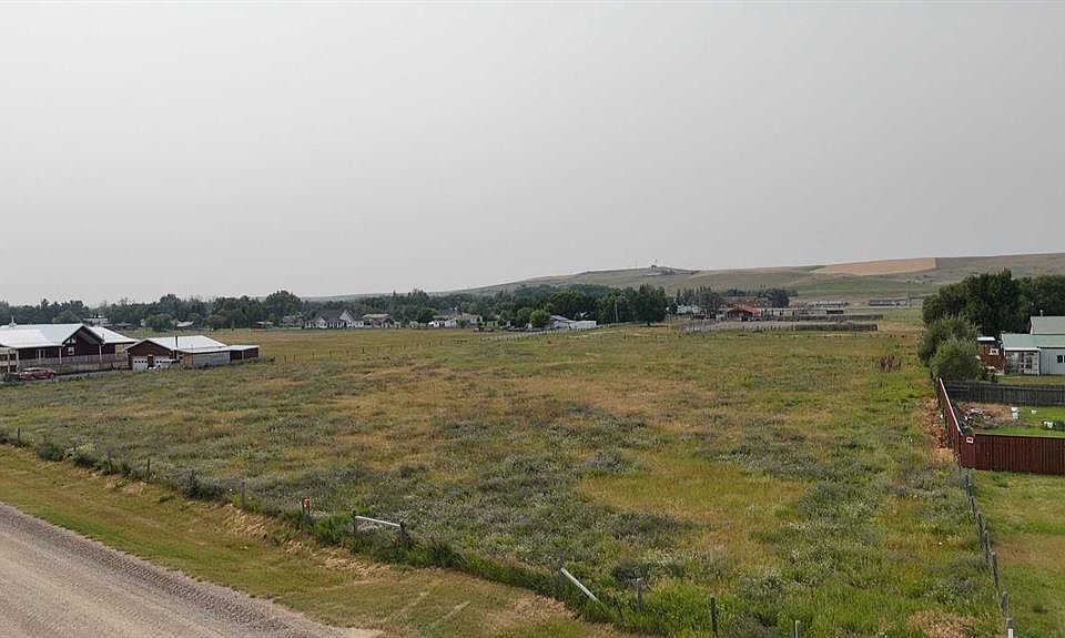 1st image of N 2nd St E