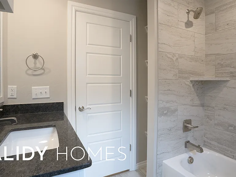 12500 Elba Dr — Photo 17