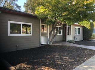 1751 Wright St, Santa Rosa, CA 95404
