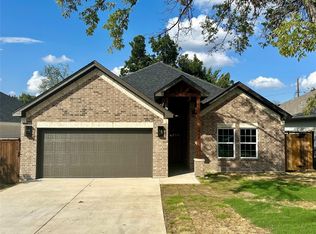 841 E Jessamine St, Fort Worth, TX 76104