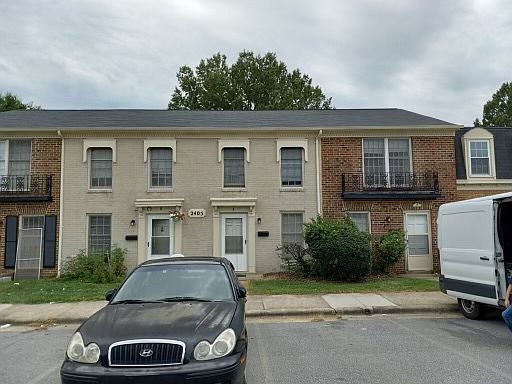 2nd image of 2405 Vanstory St #2405F