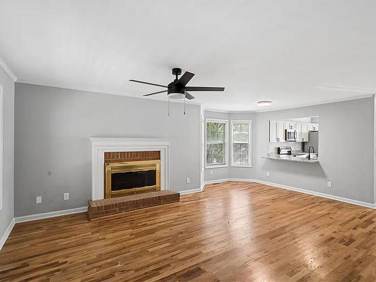 5200 Laurel Bridge Dr SE — Photo 10