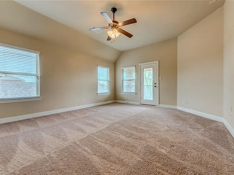 1428 Lauren Creek Ln — Photo 23