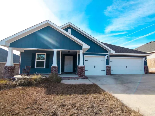 4909 Red Oak Dr, Milton, FL 32583