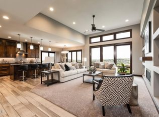 1100 Round Top Rd, Bismarck, ND 58503