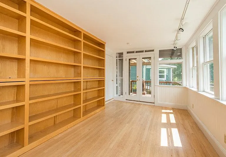 124 Lexington Ave #2 — Photo 10
