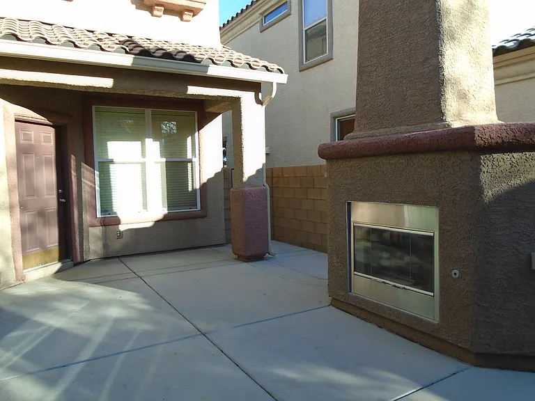 9044 Partridge Hill St — Photo 32