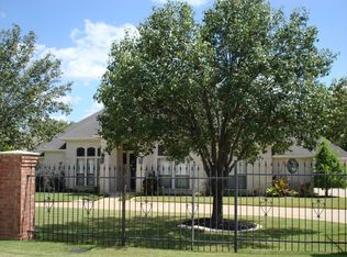 818 Pennsylvania Ave, Kennedale, TX 76060