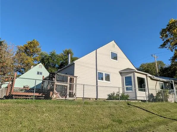 501 19th STREET E, Prince Albert, SK S6V 1K3