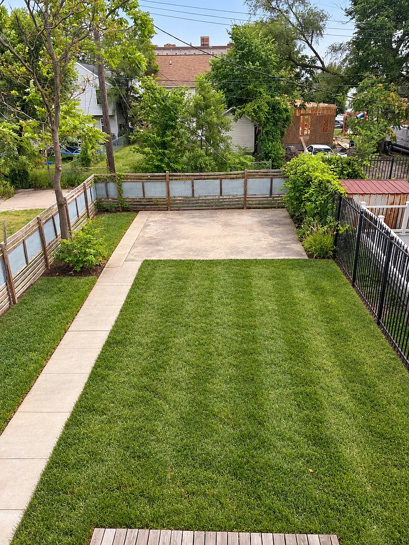 7438 Oakland St — Photo 2