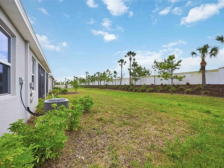 5719 Woodland Sage Dr — Photo 42