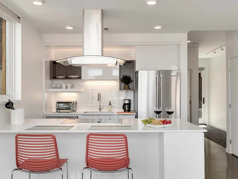 401 Linden St #3-231 — Photo 1