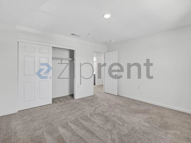 580 Rosedale Way — Photo 25