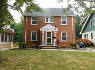 2061 McKinley Ave, Lakewood, OH