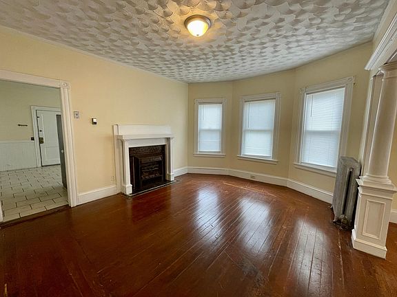 3rd image of 45 Sorrento St #1