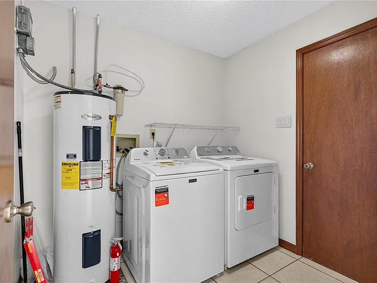 4059 Waterview Loop — Photo 27
