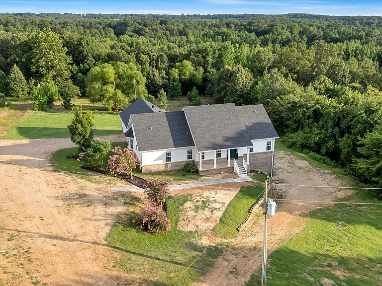 90 County Road 378 — Photo 9