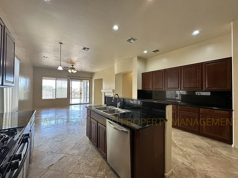 6166 Placita — Photo 20