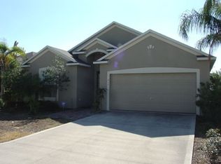 413 Graystone Blvd, Davenport, FL 33837
