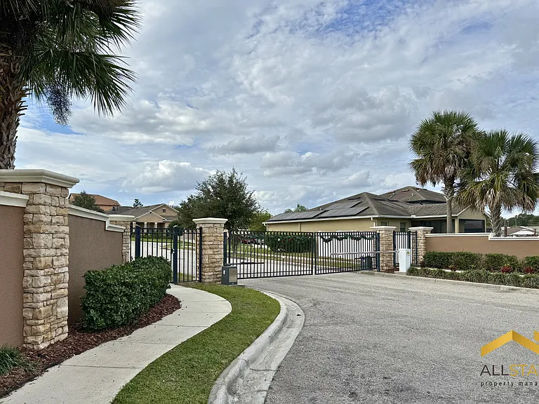401 Savannah Preserve Loop — Photo 26