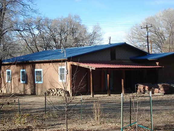 3rd image of 303 Montoya St