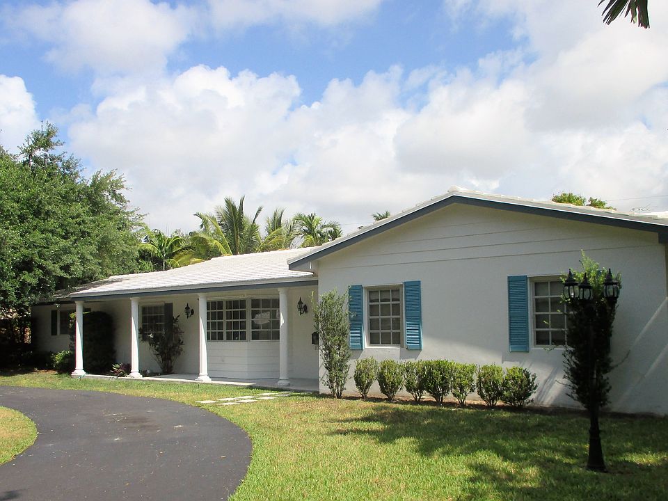 1st image of 8363 SW 144th St
