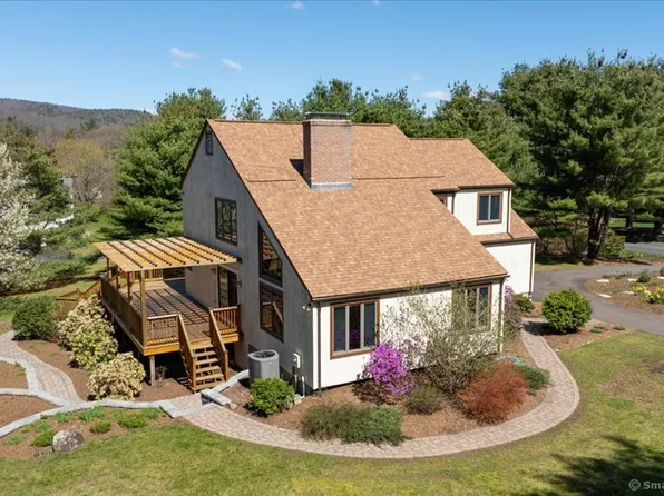 24 Meadow Crossing, Simsbury, CT 06070