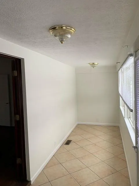 728 East Pleasant Run Parkway Drive North — Photo 2