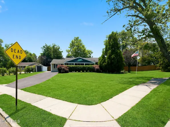 1007 Crystal Drive, Toms River, NJ 08753