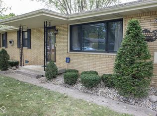 113 N Coventry Dr, Anderson, IN 46012