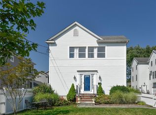 641 Reef Rd #641, Fairfield, CT 06840