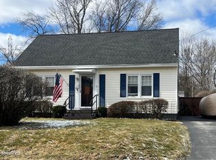 10 Huron St, Pittsfield, MA 01201