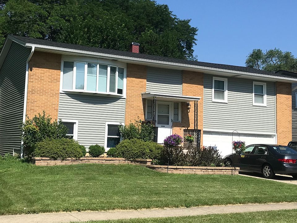 1st image of 1434 S Fern Dr