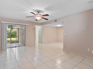11101 Royal Palm Blvd #102-R, Pompano Beach, FL 33065