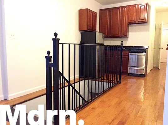 Rented by Mdrn Residential | media 6