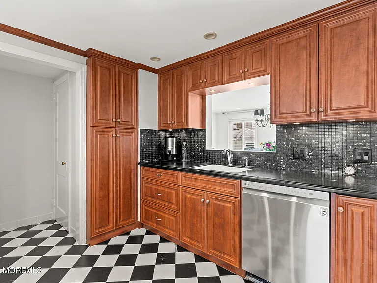 608 Corlies Ave — Photo 10