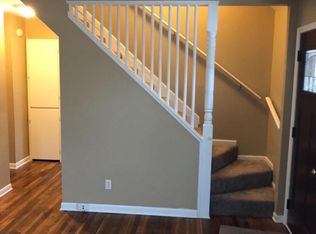828 Hawthorne Ave, Ypsilanti, MI 48198