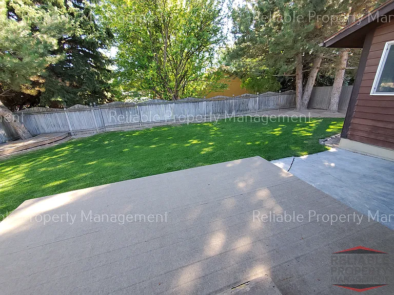2169 Brentwood Dr — Photo 21