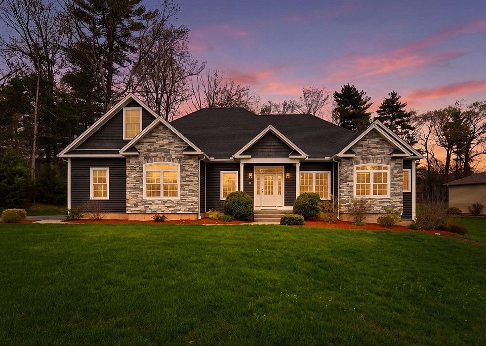 1st image of 12 Pondview Dr