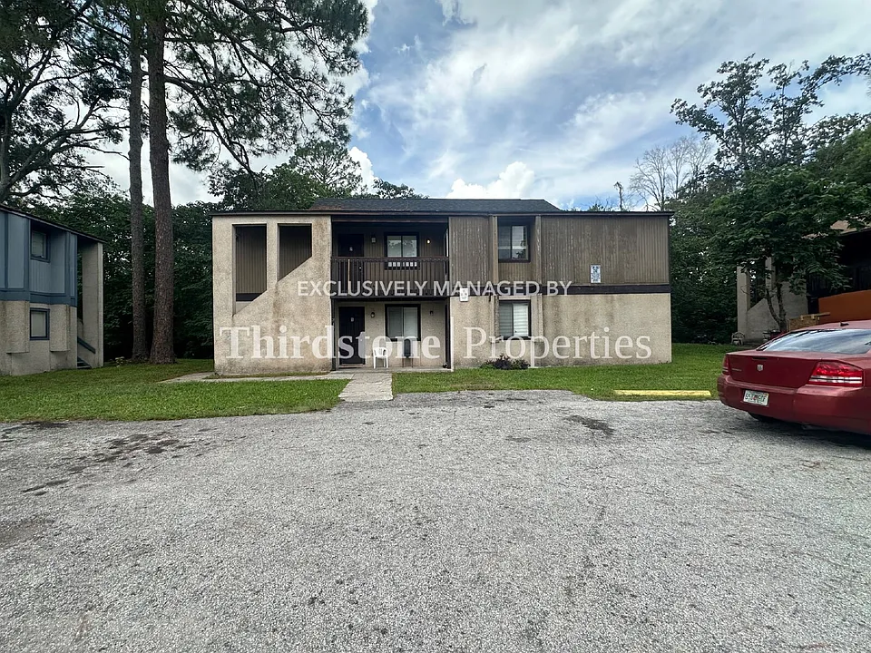 5128 Westchase Ct #4