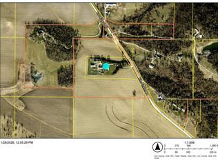 Bloomington Rd, Marion, IA 52302