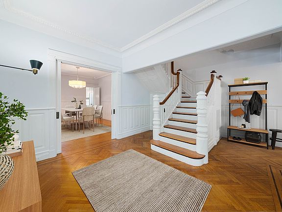3rd image of 593 2nd St #1