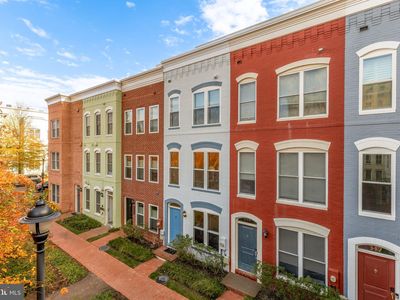 351 L St SE, Washington, DC, 20003