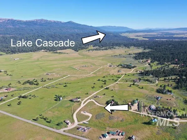 103 Skidoo Pl, Cascade, ID 83611
