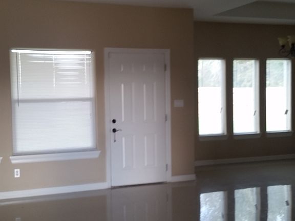 5th image of 1206 Helena Dr