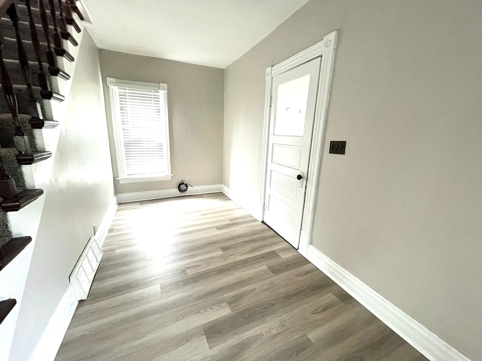 3 bed, 288 sqft, $1,550 — Photo 3
