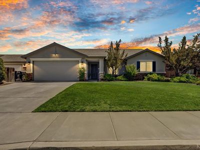 1895 N Rivermist Ct, Hanford, CA, 93230