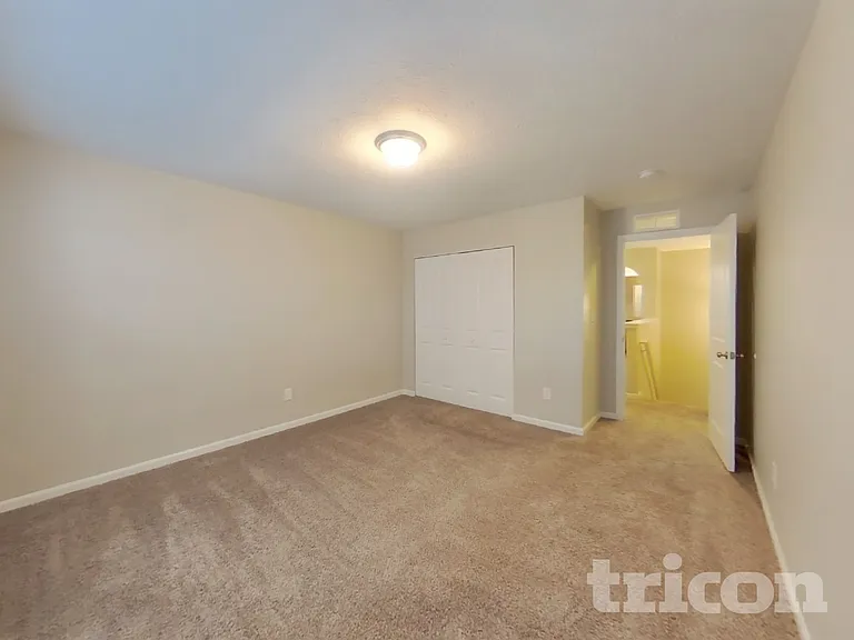 2027 Shadow Creek Blvd — Photo 13