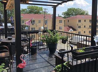 6611 W Belmont Ave APT 3, Chicago, IL 60634