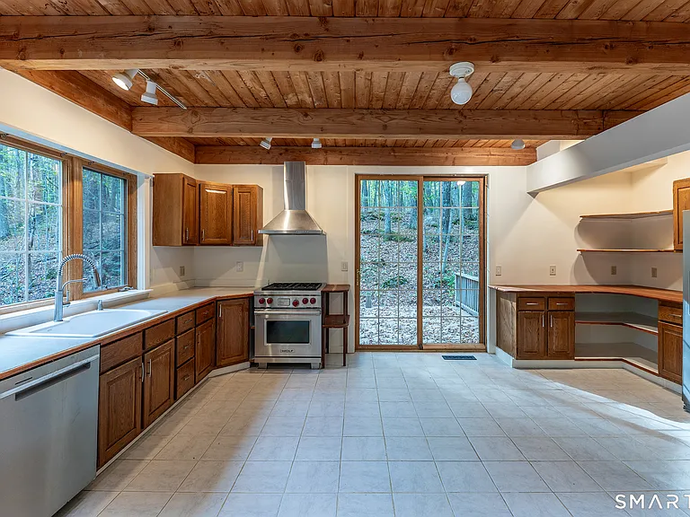 38 W Mountain Ln — Photo 9